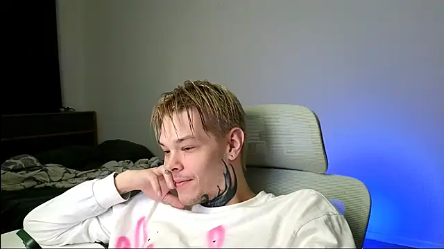 Chat XXX Live DENIS_HERE