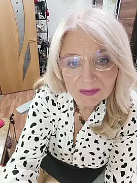 AvrilMillers – Naživo XXX chat
