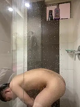 Živý XXX chat tony_pinkcock