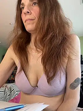 Raevyn 라이브 XXX 채팅