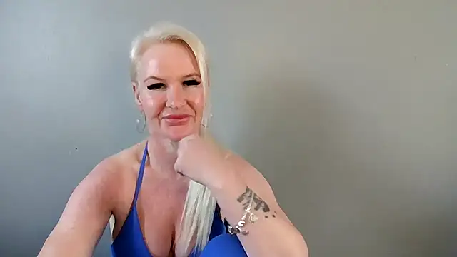 GymQueen_Grace – Naživo XXX chat