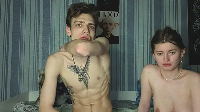 EmiliaCouple Adlı Modelin Canlı XXX Sohbeti