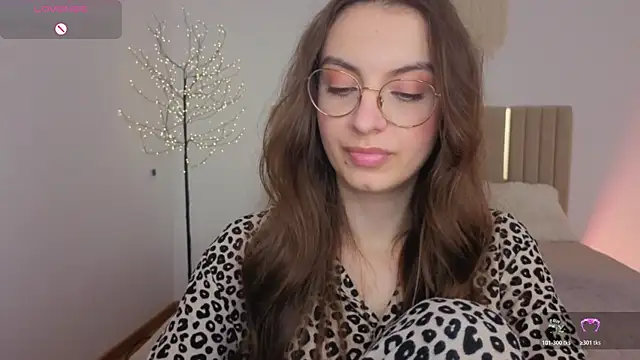 Real_cutie1 Adlı Modelin Web Kamerası Şovu