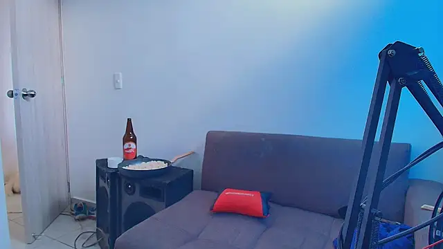 thomas_gun – Naživo XXX chat