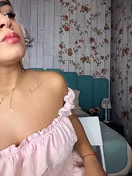 Chat XXX en directo de MayaMoanXXX