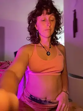 دردشة mossy_kiss الجنسية المباشرة