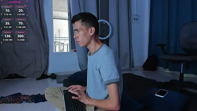 nezonx élő XXX-chatje