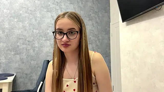 CherryMayss Adlı Modelin Canlı XXX Sohbeti