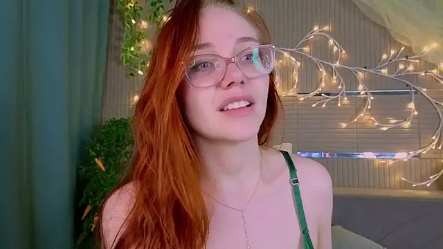 PollyVinice's Live Chat Room
