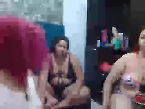 Czat XXX na żywo – LITTLEKITTY19