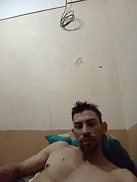 segnini21's Live XXX Chat