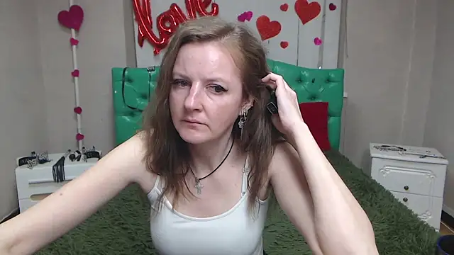 Živý XXX chat MeganPirs