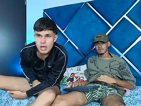EdwinBoys Live XXX-chat