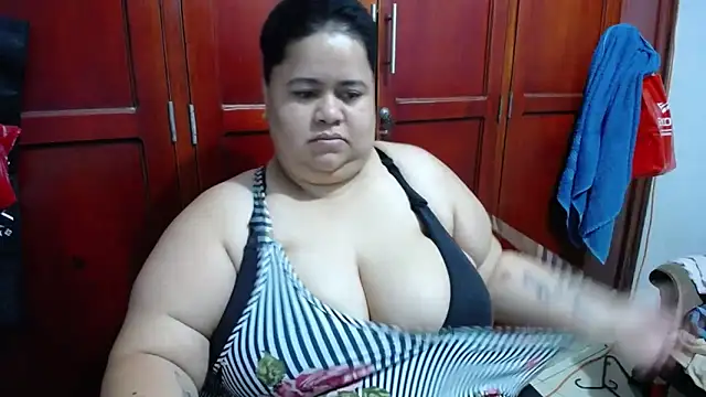hotlesby4uxxx Webcam Show