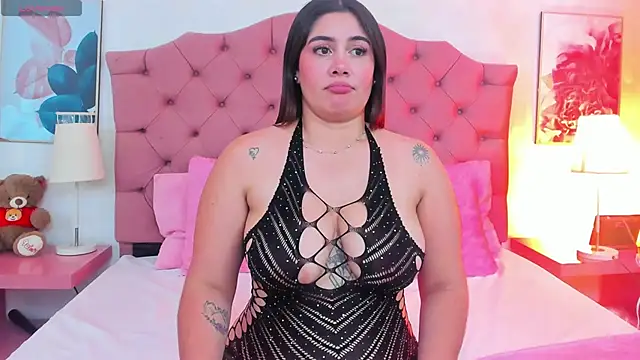 ThyaraJhons 라이브 XXX 채팅