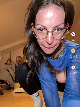 BrownieyQueen Live XXX-Chat