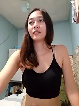 urnaughty_creamypie Adlı Modelin Canlı XXX Sohbeti