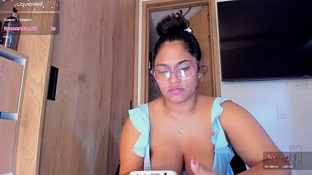Chat XXX ao vivo de iriss_25