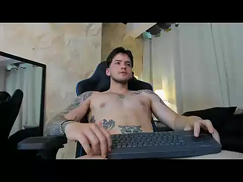 Chat XXX en directo de RONNY_COLTON