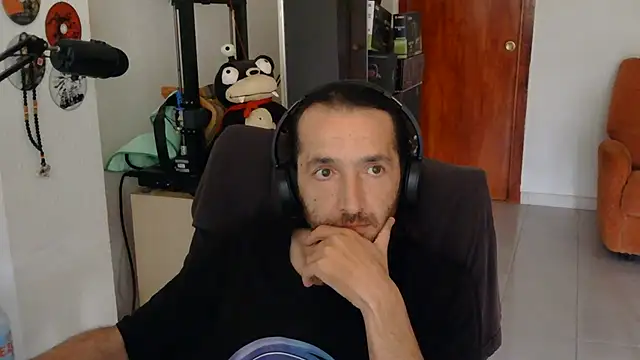 softail85's Live XXX Chat