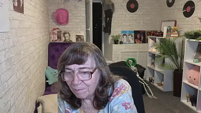 Živý XXX chat Betty_Brick