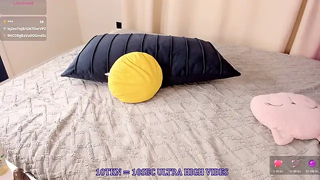 gigi_meii Chat XXX live