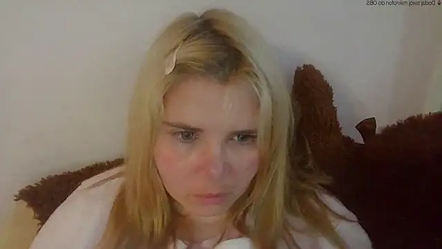 HornyElena's Live XXX Chat