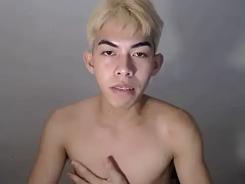 Urhotsilverboy Pertunjukan Webcam