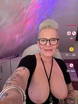 XXX chat uživo modela German_Milf