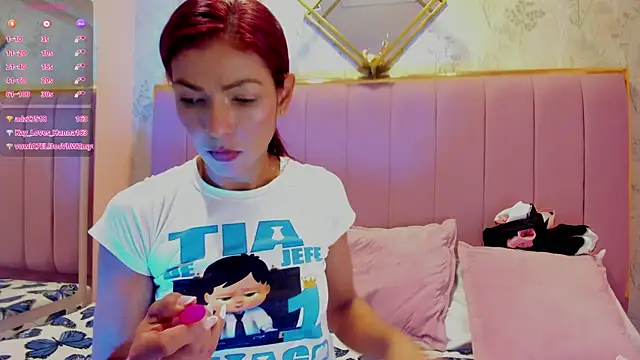 HannaPetit's Live XXX Chat