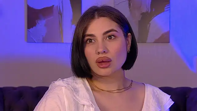 AdrianaToress Adlı Modelin Canlı XXX Sohbeti