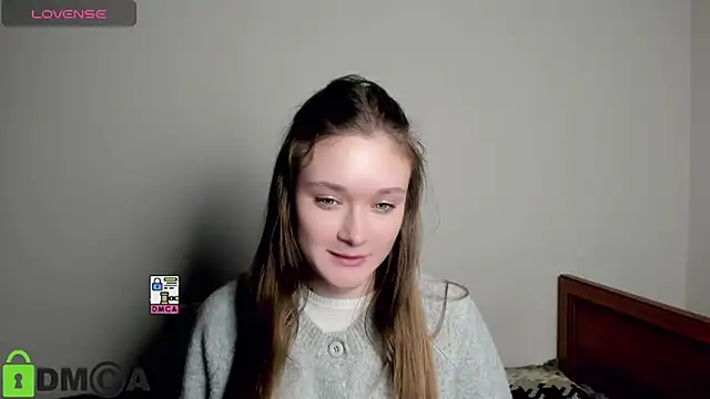 Elina_X's Live Chat Room