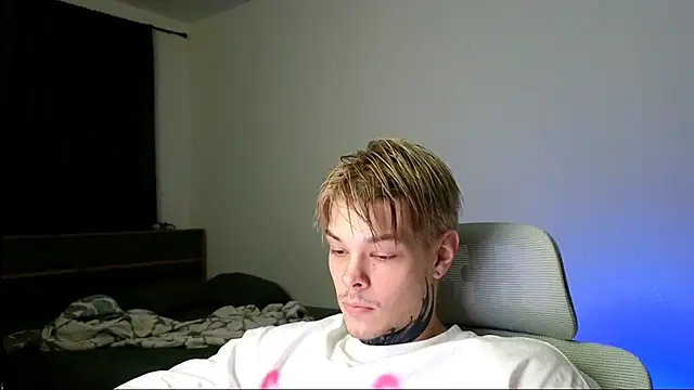 DENIS_HERE 网络视讯表演