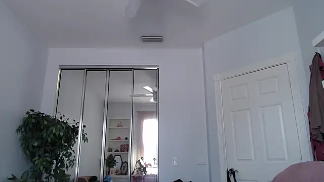 GoddessEmmy's Live Chat Room
