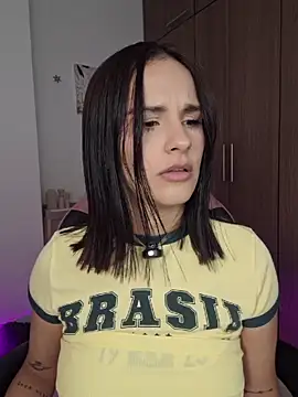 Онлайн чат XXX heyshaa