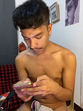 asian_darlingcummersxXx's Webcam Show