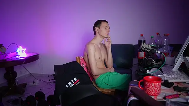 HoneyNasia's Live XXX Chat