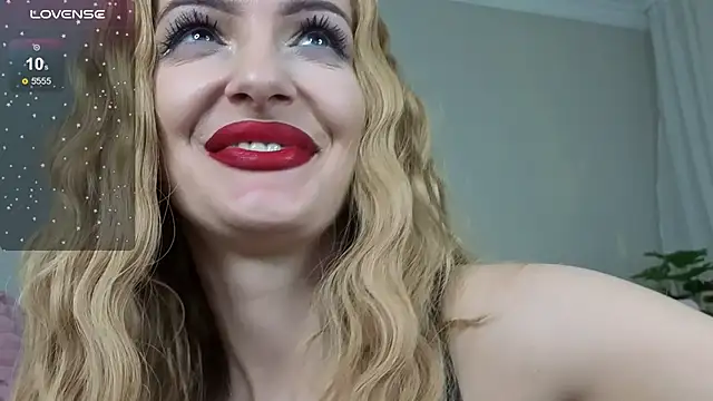 CataleyaKirk Live XXX-Chat