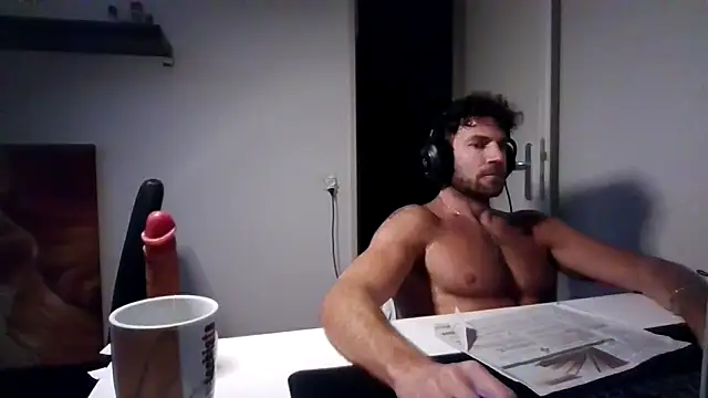 alpha-hunk Adlı Modelin Web Kamerası Şovu