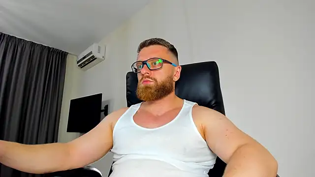 Findom_guy webkamerás műsora
