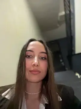 ICrazyOneIRL – Live XXX-chat