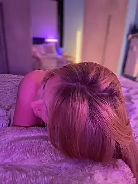 AnastasiaAniess' Live XXX Chat