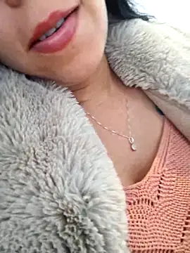 Luianna Live XXX-Chat