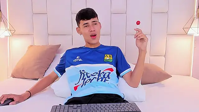 JacobFerrer Live XXX Chat