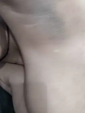 Hot_Parul élő XXX-chatje