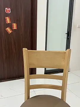 Lilyy_babyy 在線直播表演