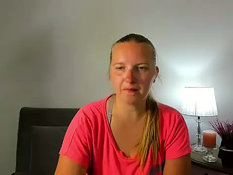 RoseTeacherX live XXX chat