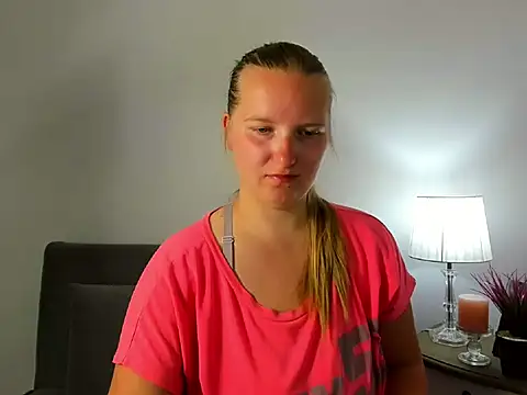 XXX chat uživo modela RoseTeacherX