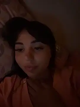 Chatroom XXX en direct de SilkyMira