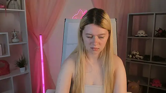 XXX chat uživo modela CelestineMauriac